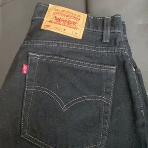 Women’s Levi’s 550 Black